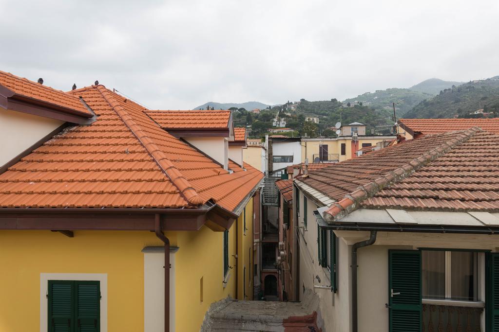 Ensemble Rooms Di Vayadu Alassio Exterior foto